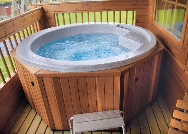 Luxury 3 Bedroom, 3 Bathroom Lodge With Hot Tub Llanbedr  Exteriér fotografie
