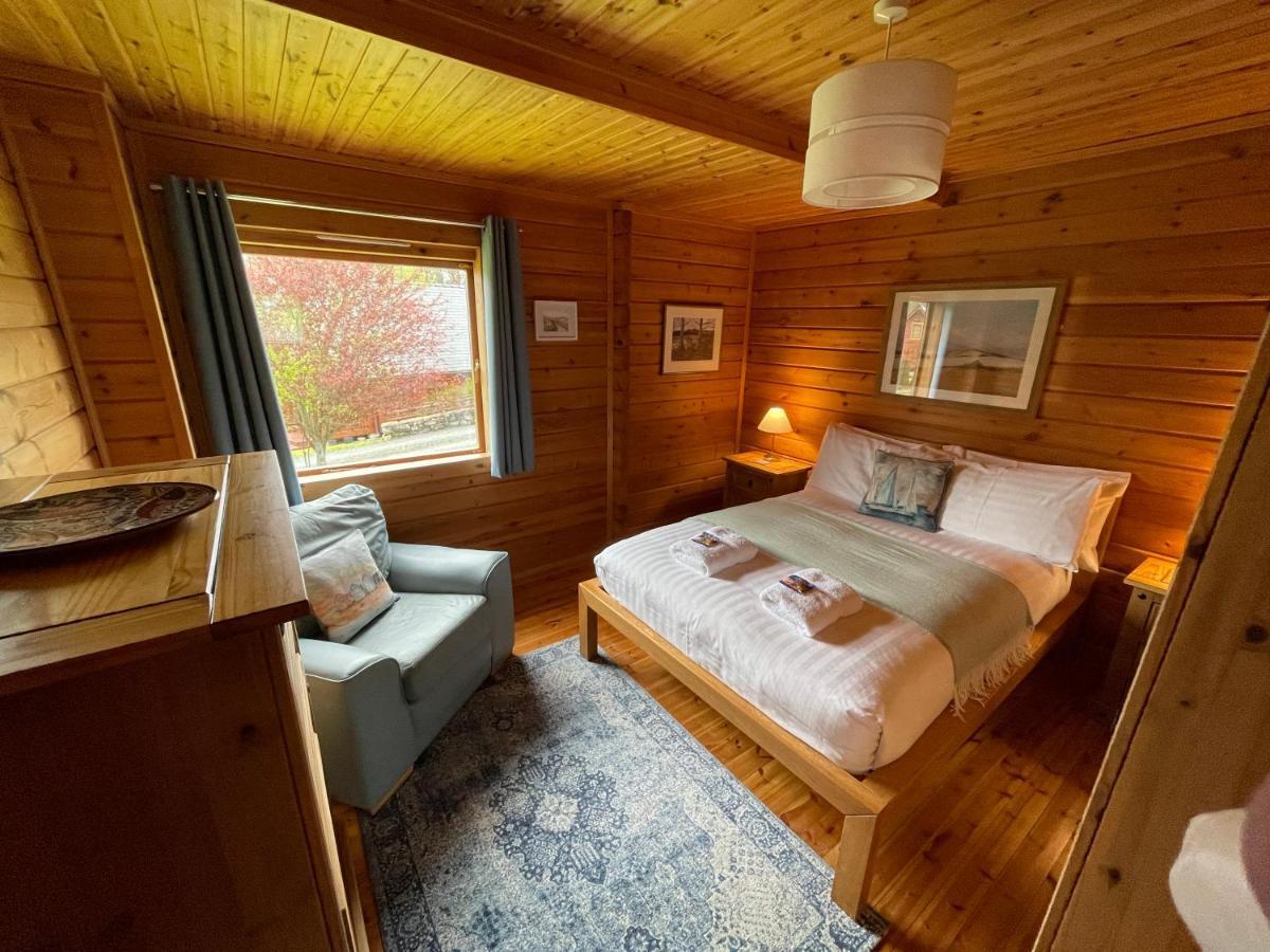 Luxury 3 Bedroom, 3 Bathroom Lodge With Hot Tub Llanbedr  Exteriér fotografie